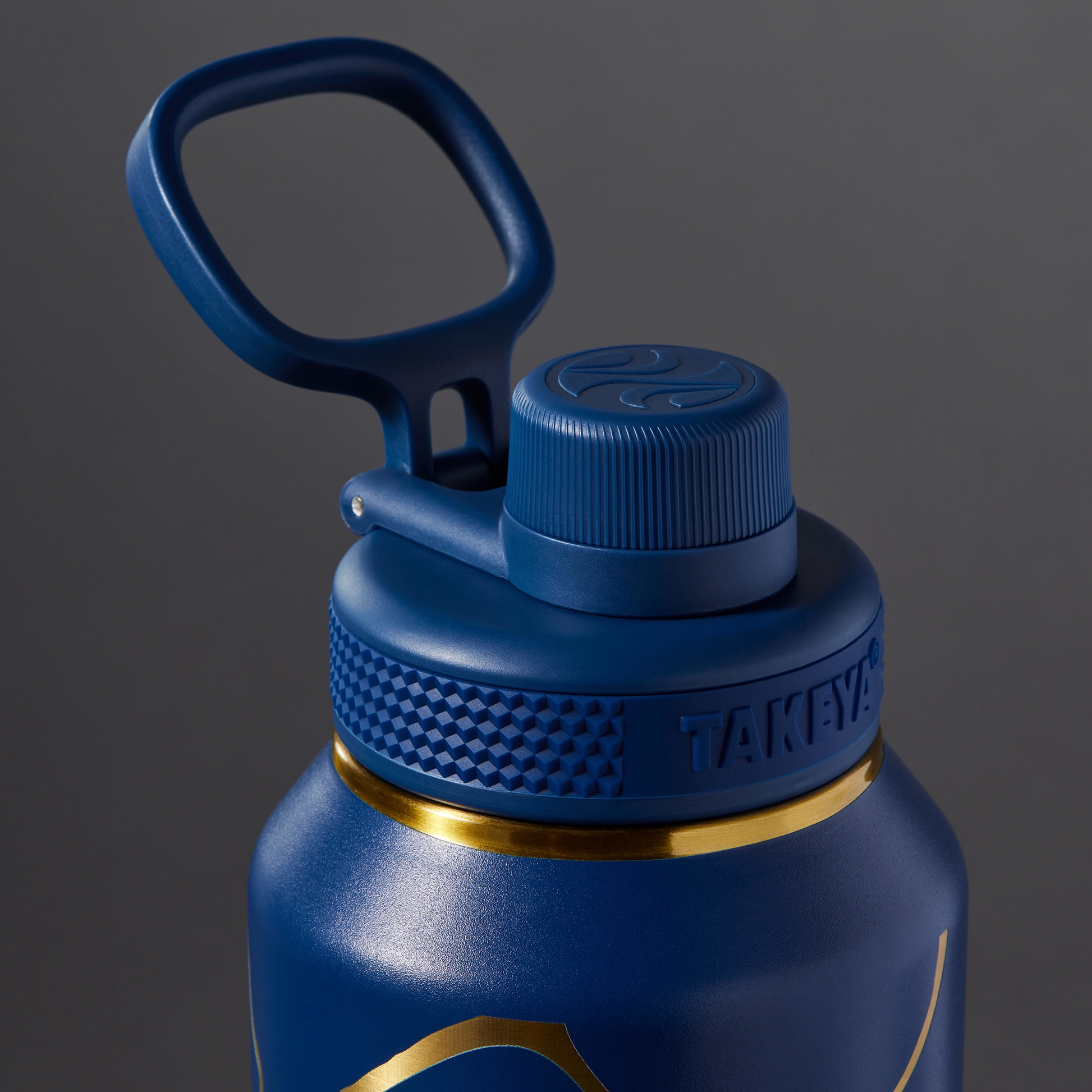 kintsugi-water-bottle-with-spout-lid-f1 51390-TK_HO25_Kintsugi_Takeya9266.png